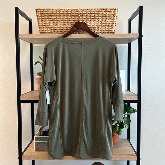 NWT Chico's 3/4 Sleeve Rib Knit Top Blouse Tunic, Small - Picture 6 of 8